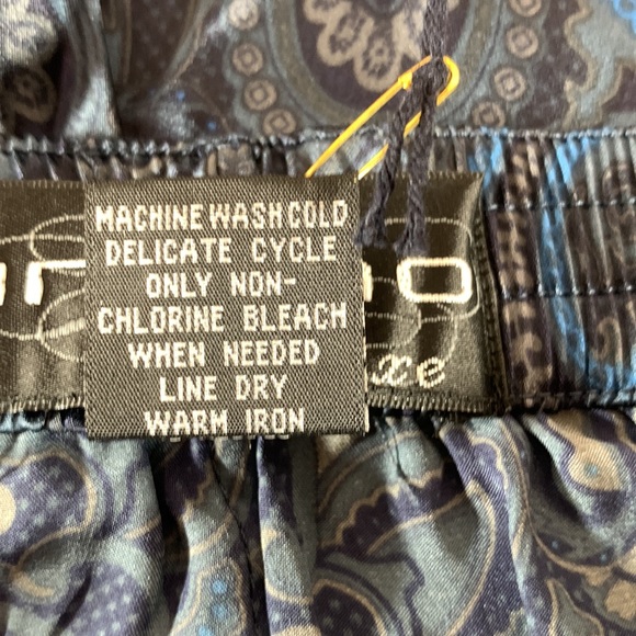 Intimo Men's Executive Silk Boxer, Gray, Small - Picture 5 of 6